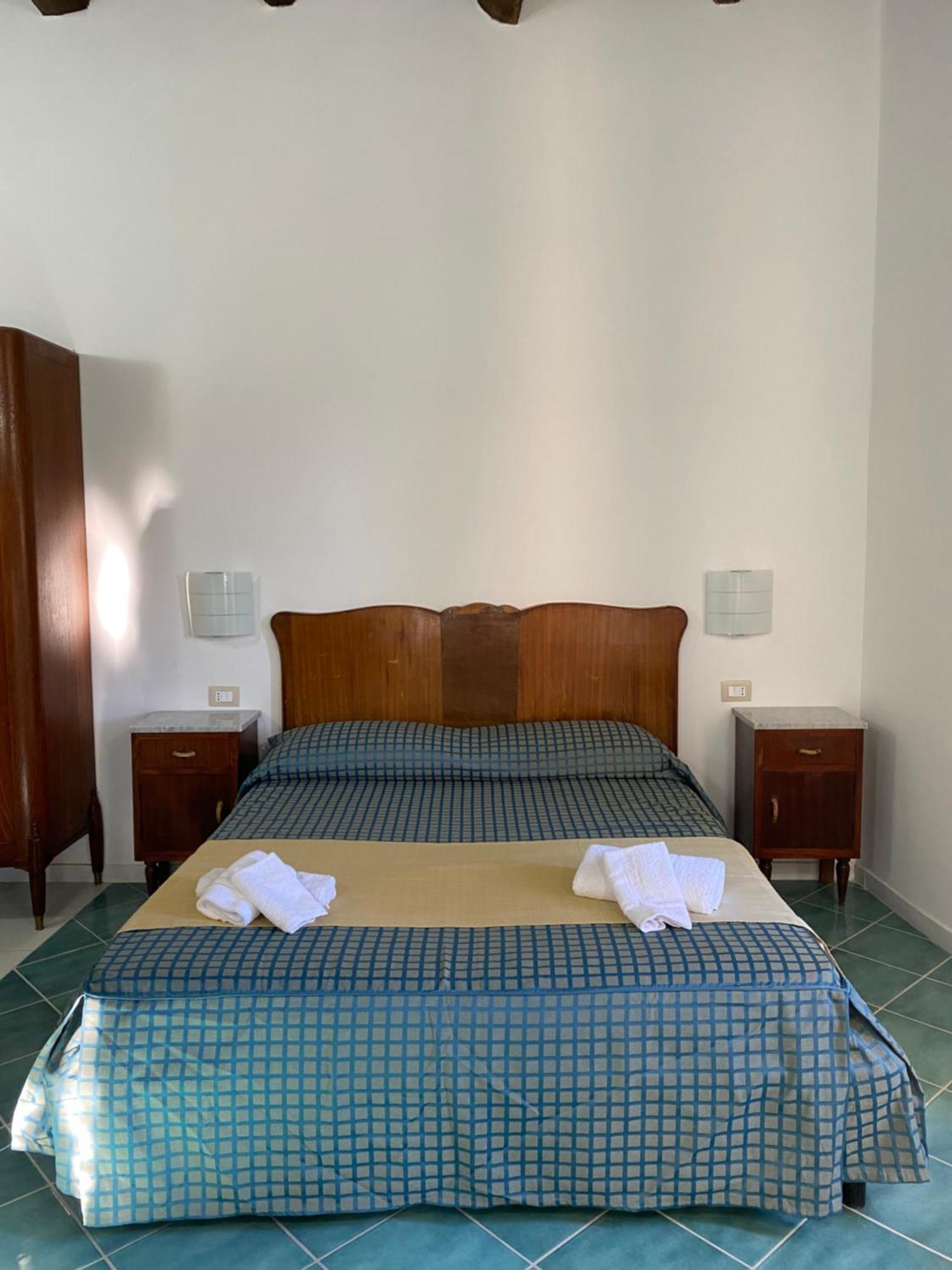 La Locanda Del Curato Rooms Lentiscosa Esterno foto